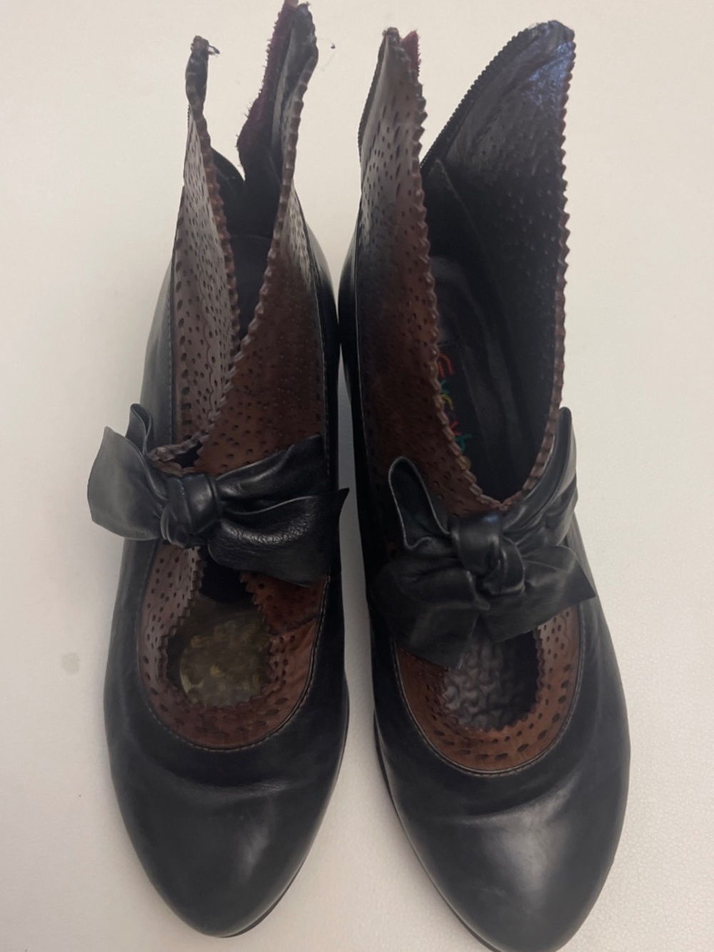 Everybody shoes by bz mode, ankle boots sz7.5 brown/black $98.00